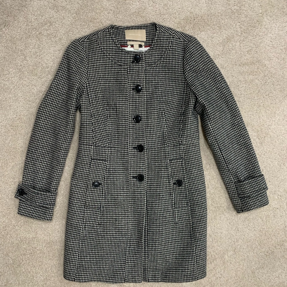 Italian wool houndstooth small coat by Banana Republic 📙📙📙📙📙